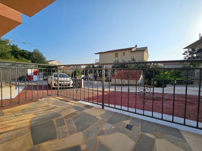 Image No.9-9 Bed House/Villa for sale
