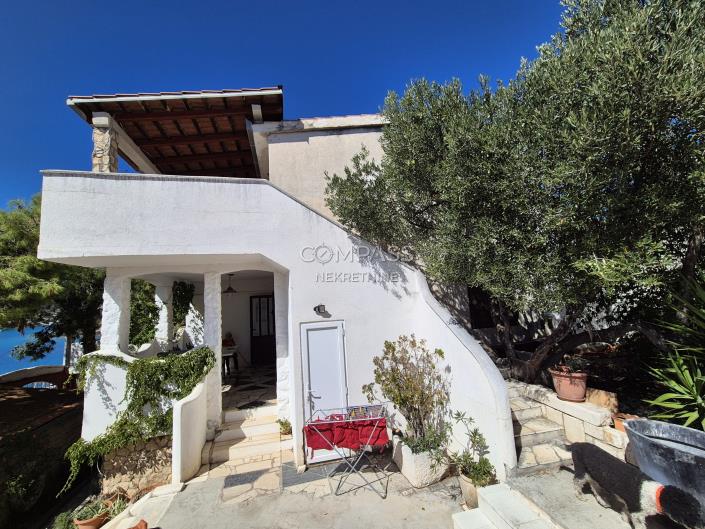 Image No.11-8 Bed Country Property for sale