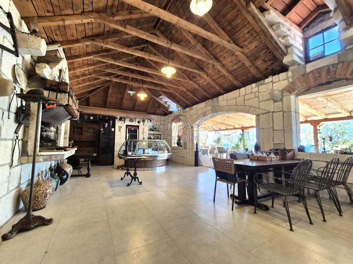 Image No.18-8 Bed Country Property for sale