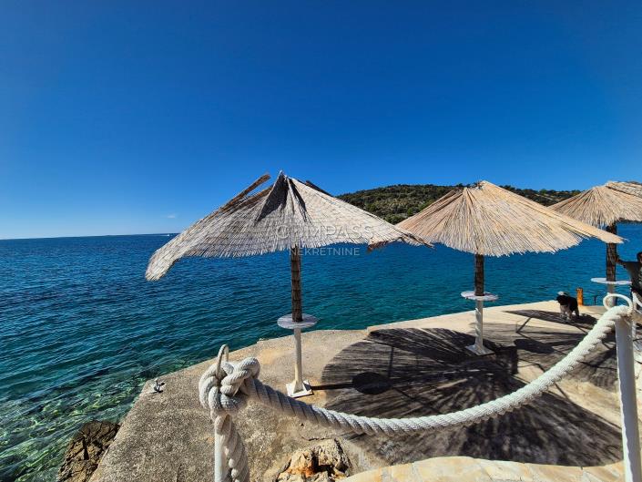 Image No.24-8 Bed Country Property for sale