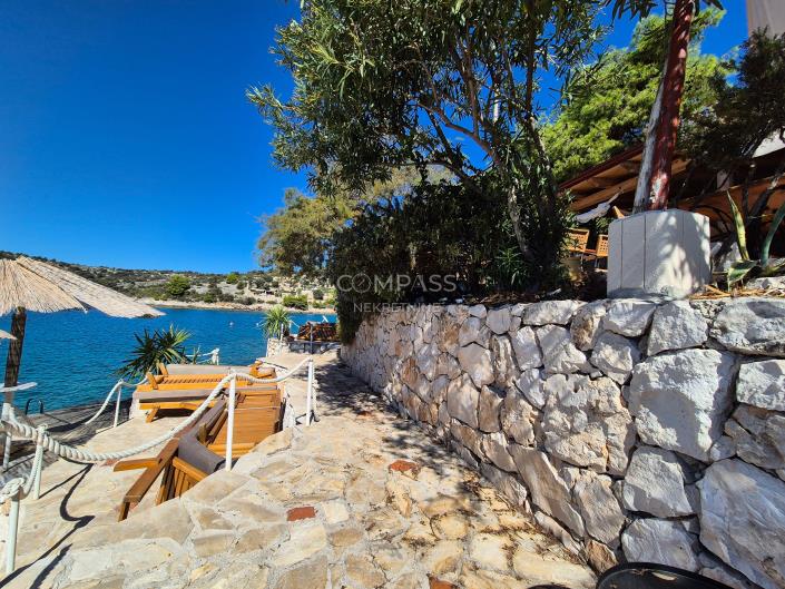 Image No.25-8 Bed Country Property for sale