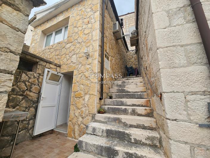 Image No.21-3 Bed House for sale