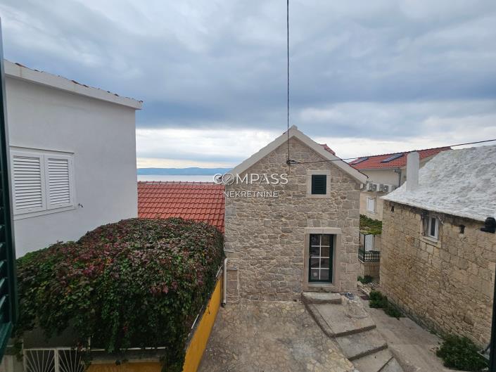 Image No.19-3 Bed House for sale