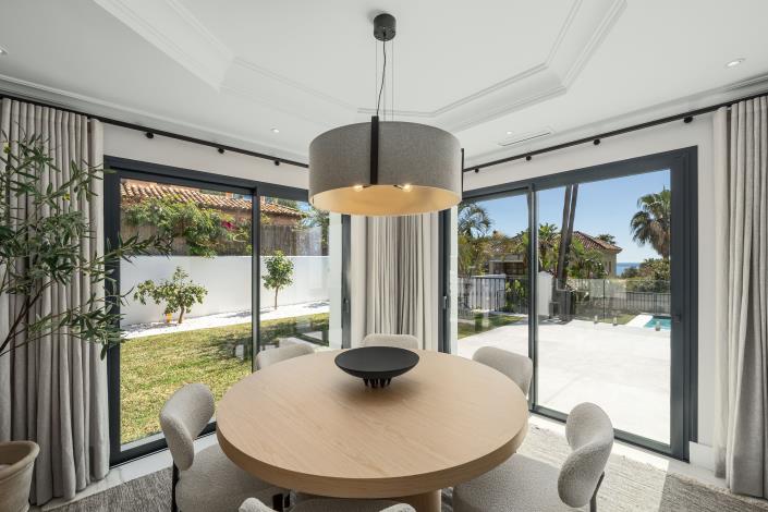 Image No.8-5 Bed House/Villa for sale