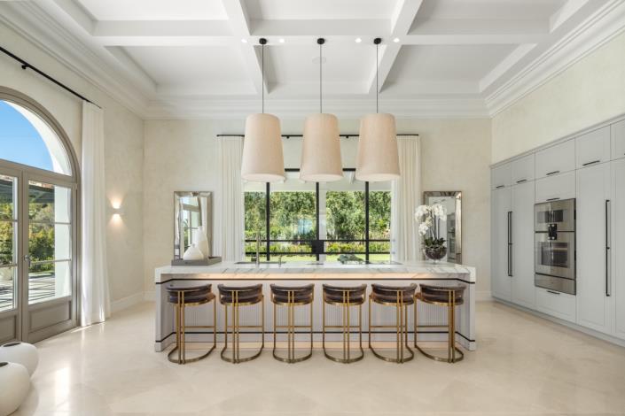 Image No.4-6 Bed House/Villa for sale