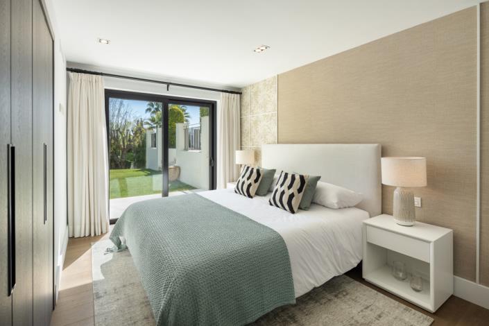 Image No.10-5 Bed House/Villa for sale