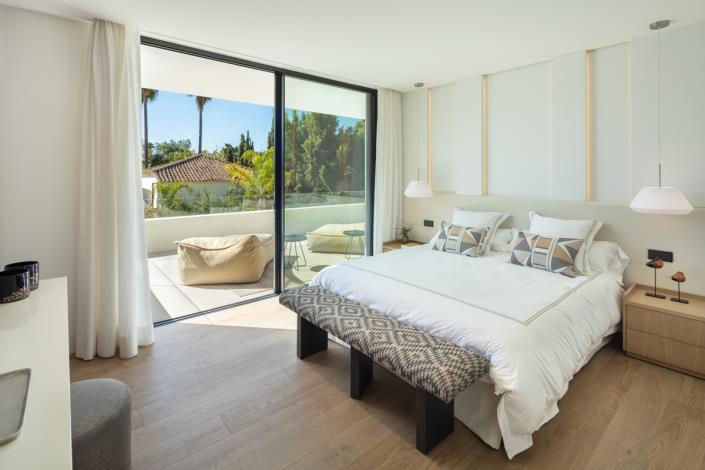 Image No.16-5 Bed Villa for sale