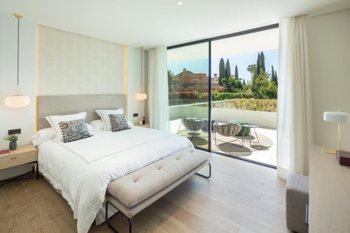 Image No.27-5 Bed Villa for sale