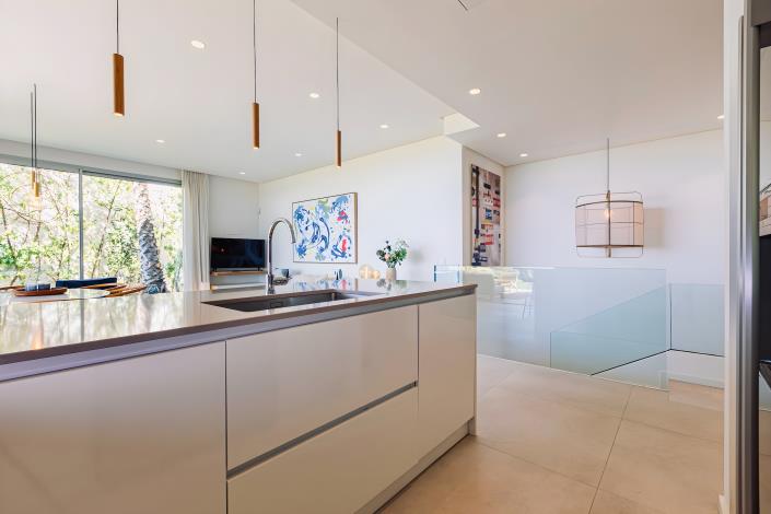 Image No.10-3 Bed Duplex for sale