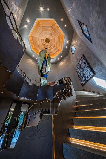 Image No.23-10 Bed Villa for sale