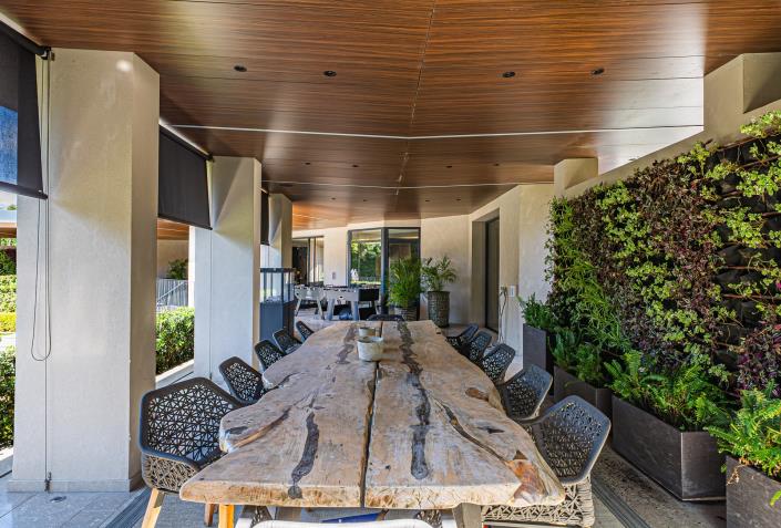 Image No.26-10 Bed Villa for sale