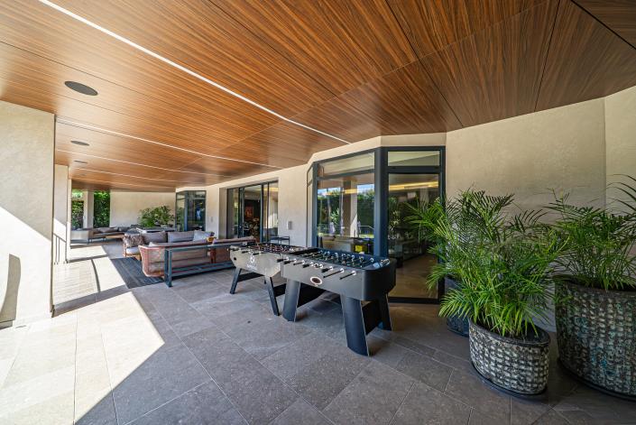 Image No.27-10 Bed Villa for sale