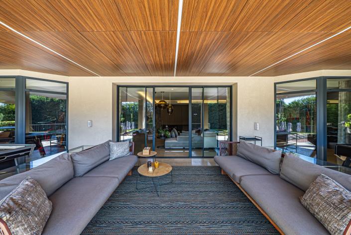 Image No.28-10 Bed Villa for sale