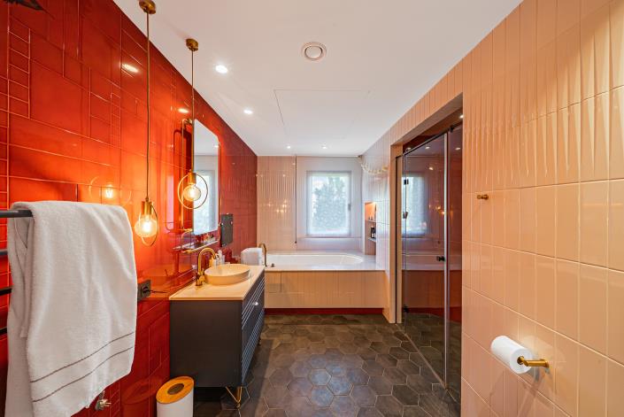 Image No.35-10 Bed Villa for sale