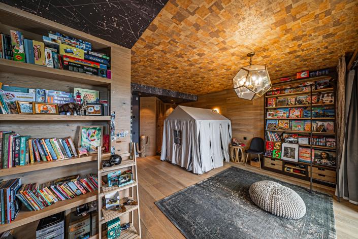 Image No.55-10 Bed Villa for sale