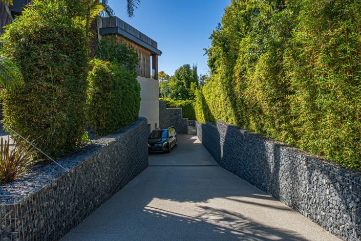 Image No.60-10 Bed Villa for sale