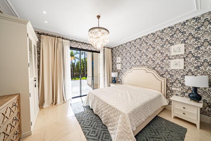 Image No.13-6 Bed Villa for sale