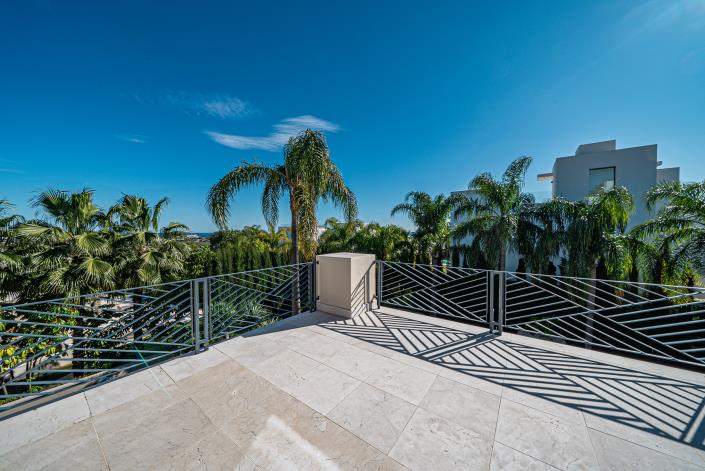 Image No.24-6 Bed Villa for sale