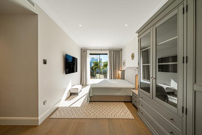 Image No.41-6 Bed Villa for sale