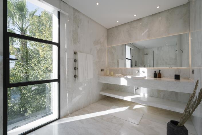 Image No.23-6 Bed Villa for sale