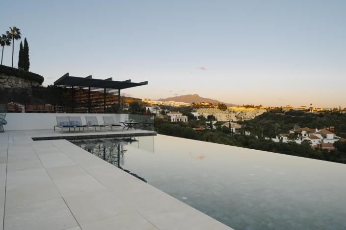 Image No.38-6 Bed Villa for sale