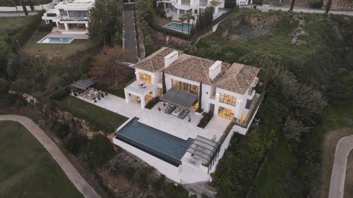 Image No.40-6 Bed Villa for sale