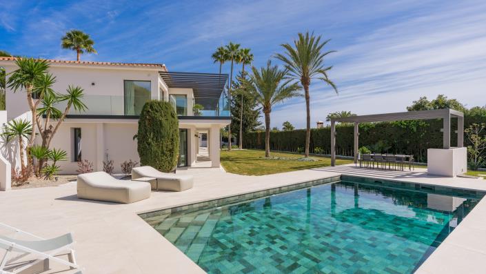 Image No.3-5 Bed Villa for sale