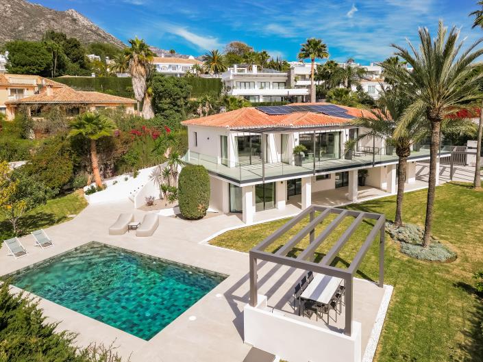 Image No.1-5 Bed Villa for sale