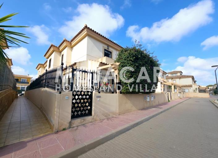 Image No.1-3 Bed Semi-Detached for sale