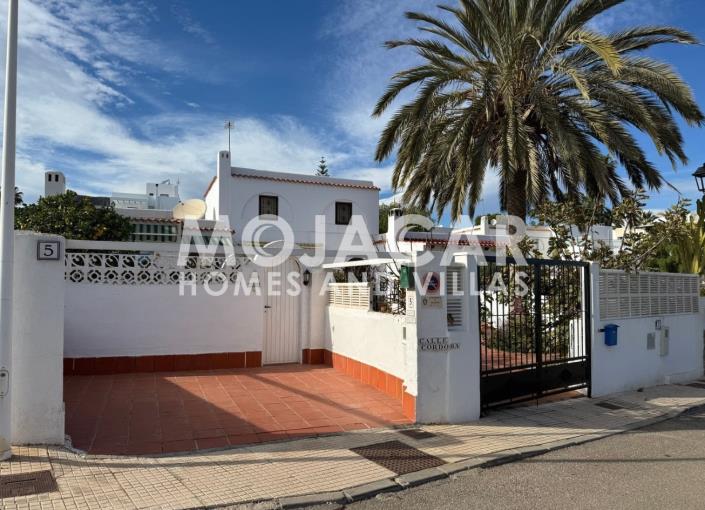 Image No.1-2 Bed Townhouse for sale