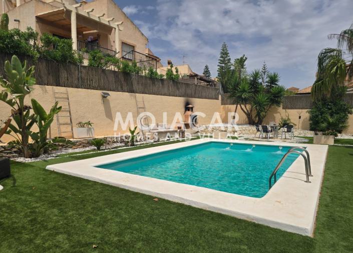 Image No.1-3 Bed Villa / Detached for sale