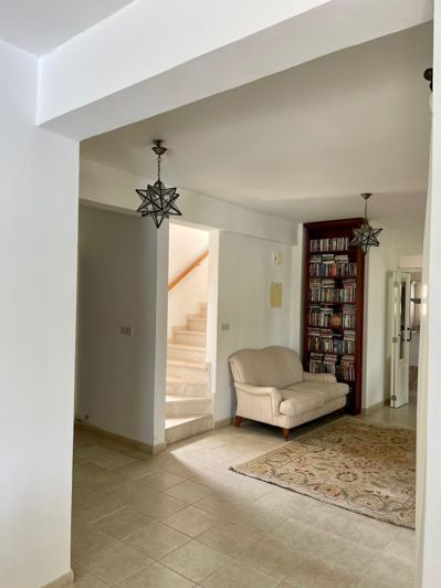 Image No.24-3 Bed House for sale