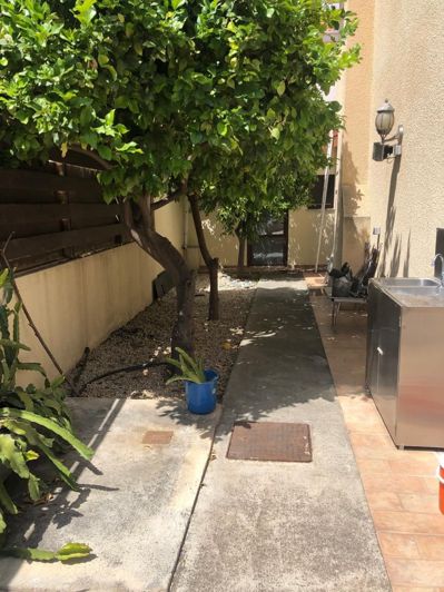 Image No.12-5 Bed House for sale