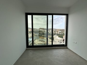 2d64d0b5-f070-45e8-8a4b-9c87e55cf700