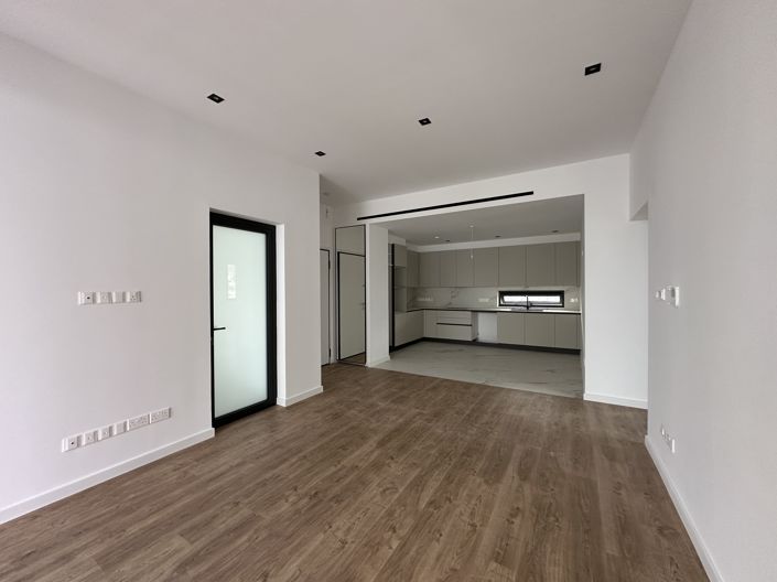 Image No.7-5 Bed Penthouse for sale