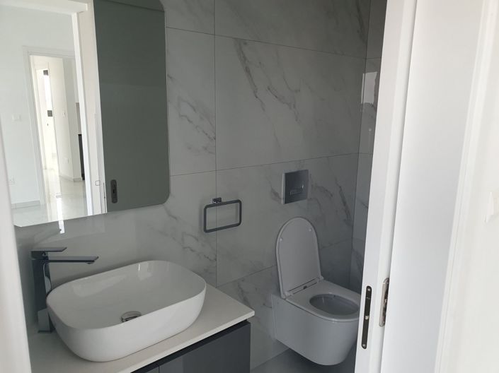 Image No.8-2 Bed Apartment for sale