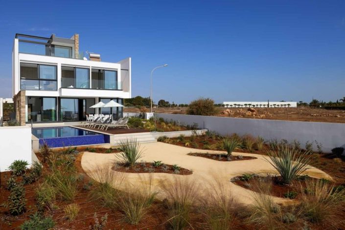 Image No.6-House for sale