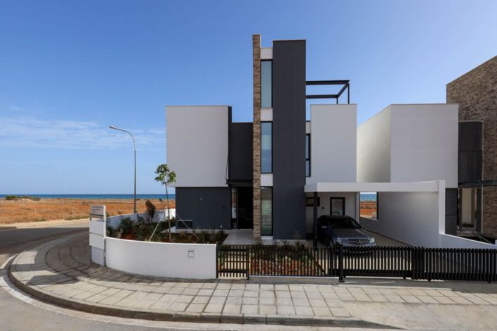 Image No.7-House for sale