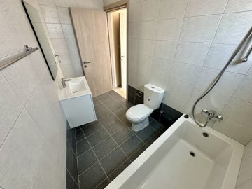 4963f8f1-4164-42b4-833c-1c7006abe6ad