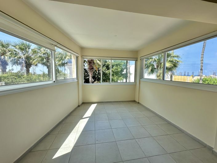 Image No.14-3 Bed House for sale