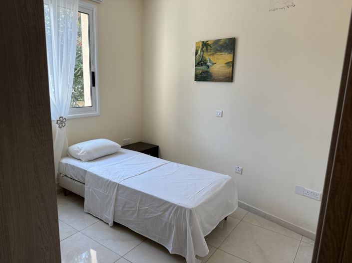 Image No.2-3 Bed House for sale