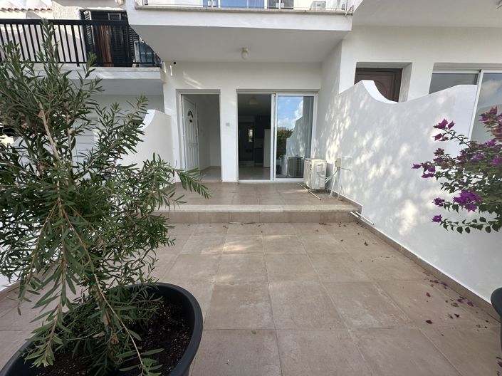 Image No.4-2 Bed House for sale