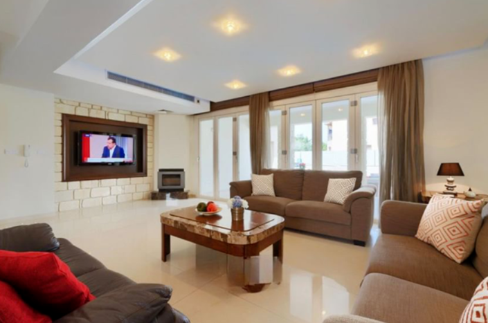 Image No.27-6 Bed Villa for sale