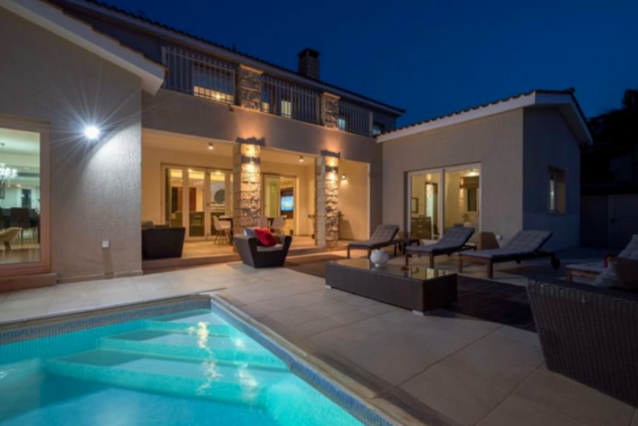 Image No.3-6 Bed Villa for sale