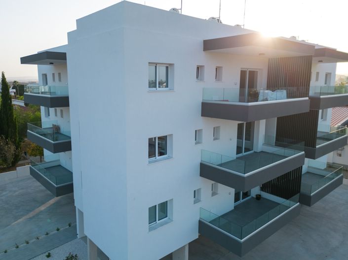 Image No.11-2 Bed Apartment for sale