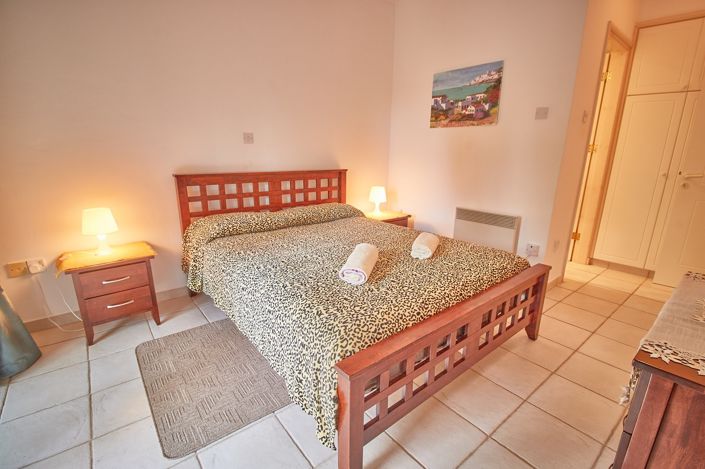 Image No.2-3 Bed House for sale