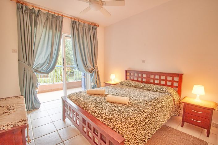 Image No.21-3 Bed House for sale