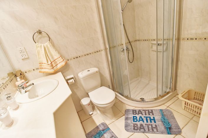 Image No.4-3 Bed House for sale