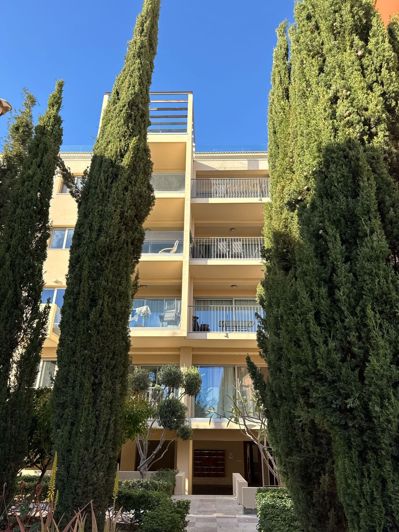 Image No.2-3 Bed Apartment for sale