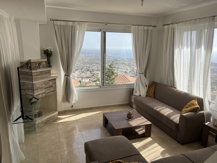 Image No.20-6 Bed House for sale